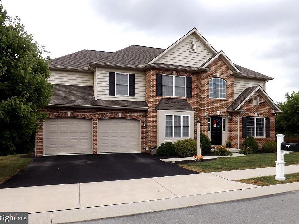 2nd image of 27 Cedar Chase Dr