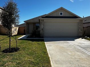 916 Lago Laceno Ln, Huffman, TX 77336
