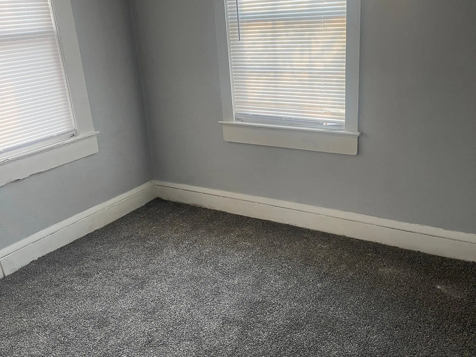 3 bed, 810 sqft, $1,250 — Photo 2