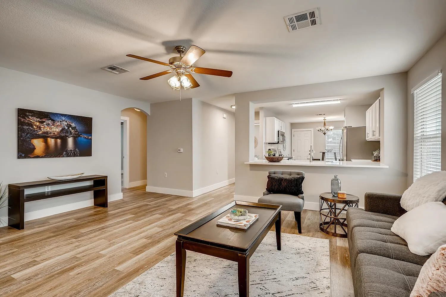 4 bed, 1586 sqft, $2,595 — Photo 1