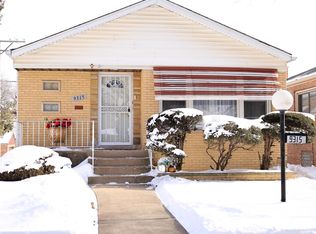 9315 S Phillips Ave, Chicago, IL
