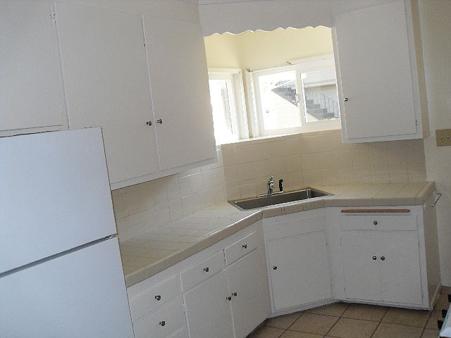 2nd image of 6456 Macarthur Blvd