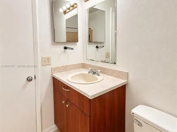 3625 SW 70th Ave, Miramar, FL 33023