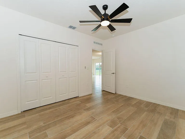 138 SW Carter Ave — Photo 30