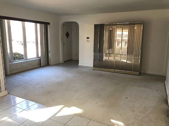 2nd image of 1537 Newberry Ave