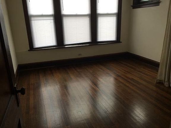 5th image of 3762 N Kenmore Ave APT 2N
