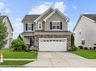 48 Springdale Dr, Gloucester City, NJ 08030