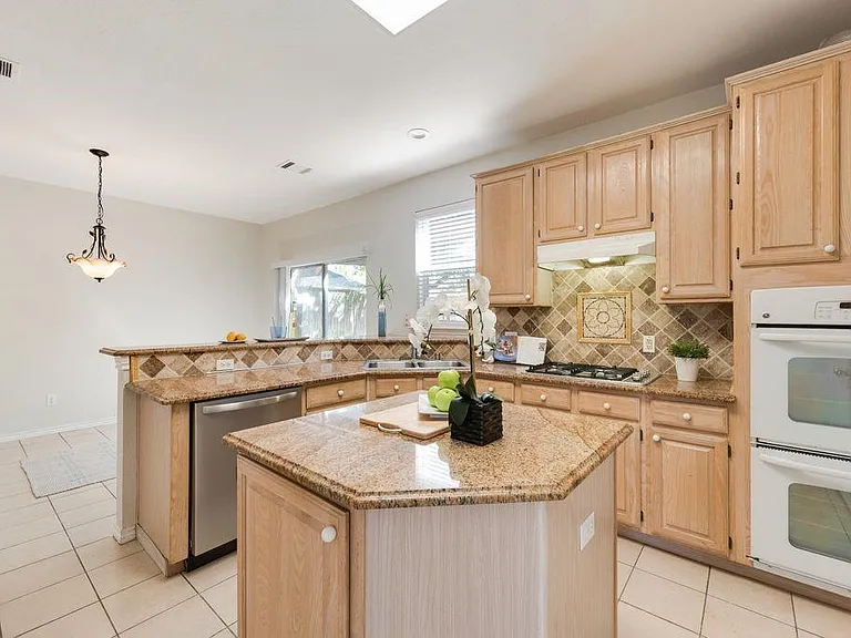 5832 Mossbrook Trl — Photo 26