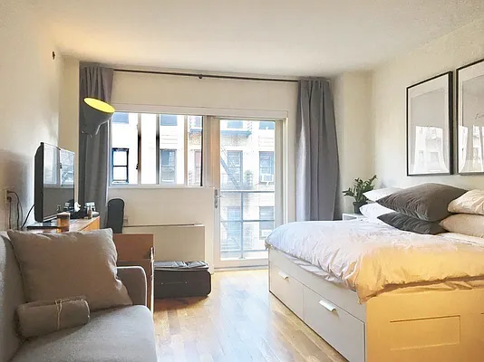 Rented by Jeffrey Mosczyc, LREB | media 16