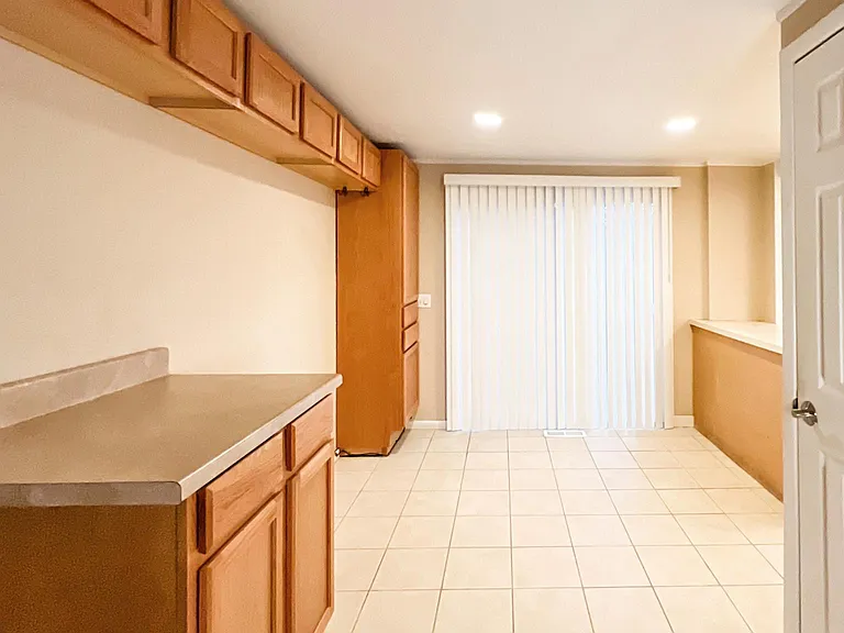 1651 Mentor Ave #101 — Photo 4