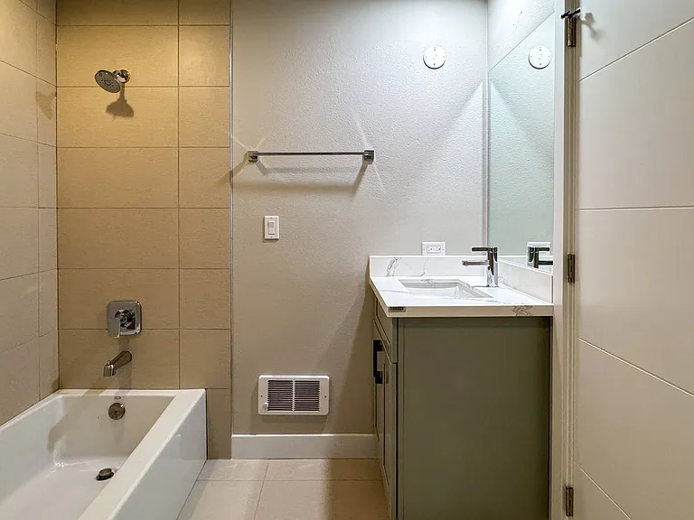 6314 34th Ave SW #3 — Photo 12