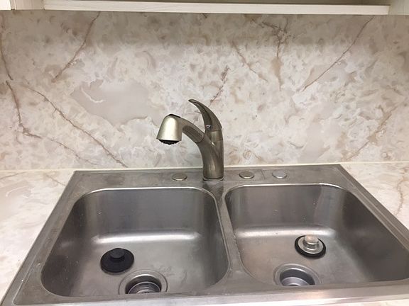 5th image of 1152 NW 30th Ct APT 212