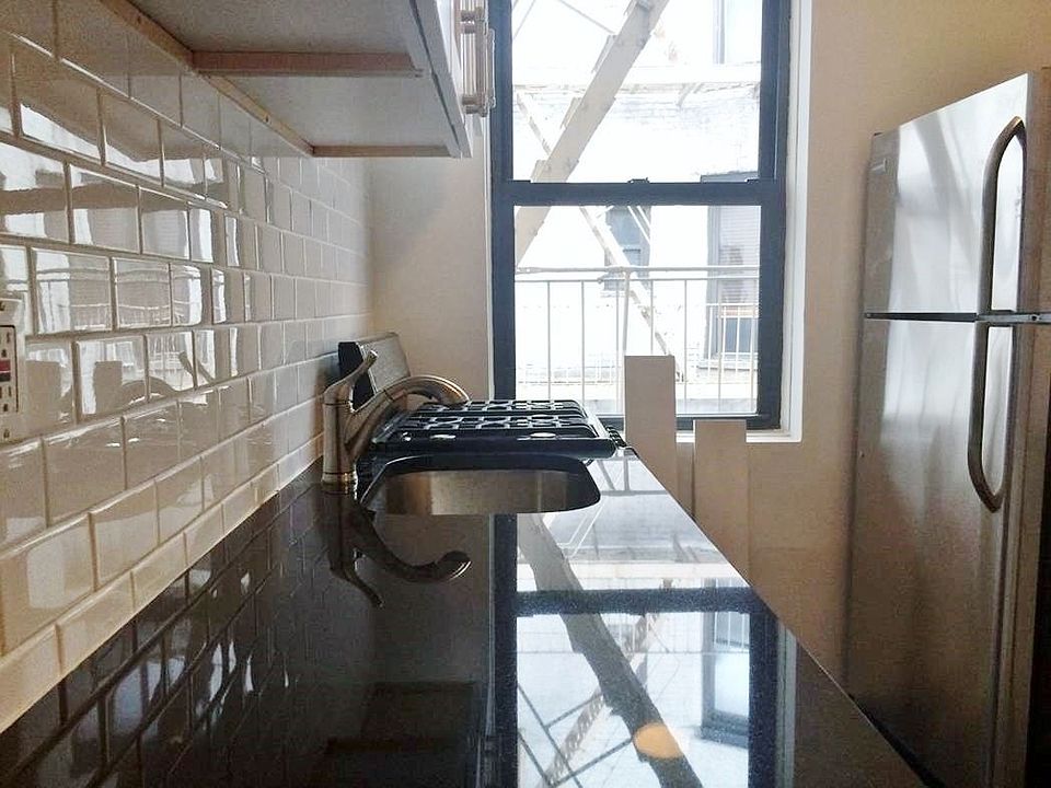 1st image of 140 Claremont Ave APT 5D