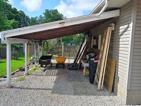 Carport