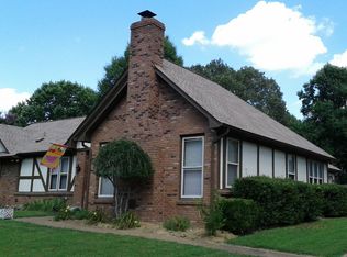 7975 Cross Ridge Dr, Germantown, TN 38138