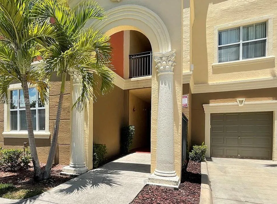 4400 SW 160th Ave #1010