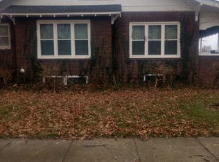 301 S Obannon St, Raymond, IL 62560