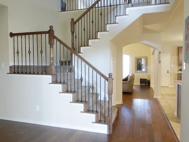 1617 Sul Ross Dr — Photo 6