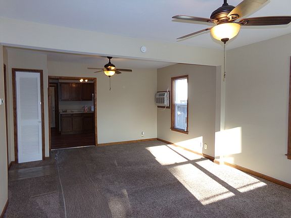 4th image of 118 Central Ave