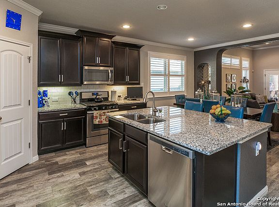 4th image of 1806 Cedric Ln
