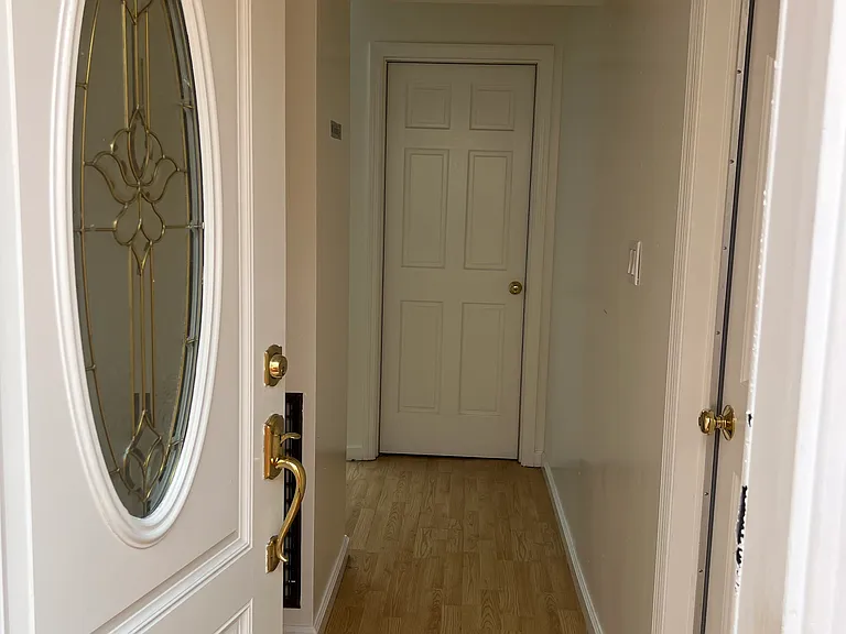 271 Ralston St — Photo 7