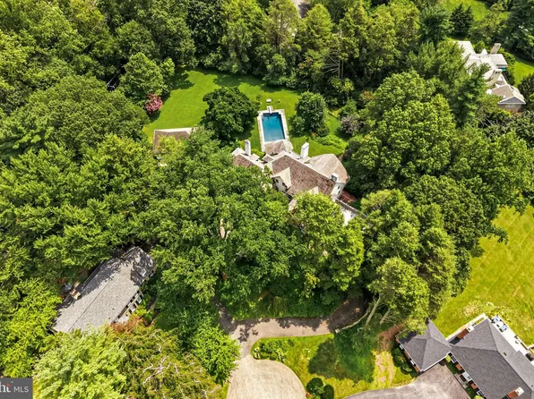 435 N Ithan Dr, Bryn Mawr, PA 19010