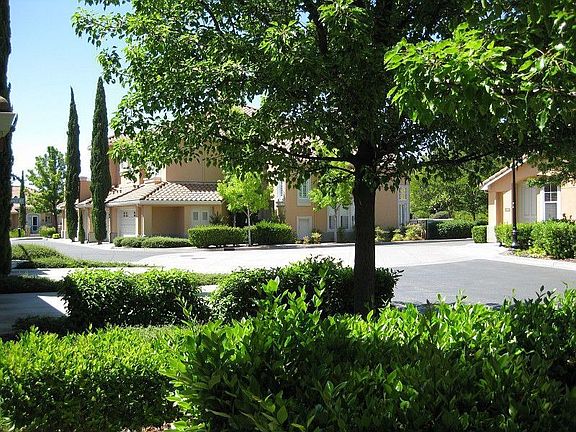 3rd image of 5381 Silver Vista Way