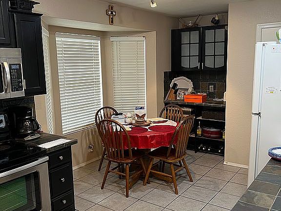 3rd image of 3901 W Saragosa St