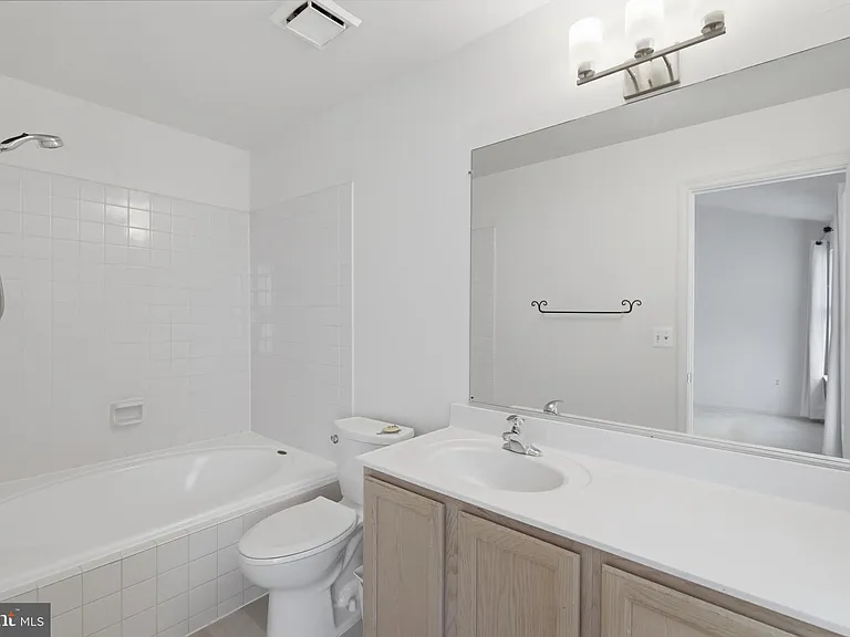 2449 Clover Field Cir — Photo 22
