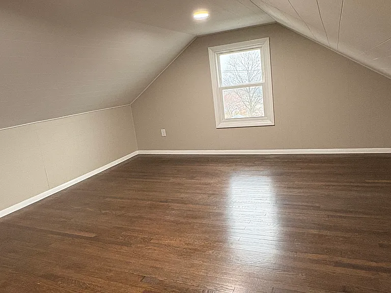3rd floor bedroom #4