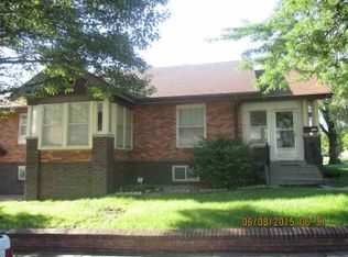 901 N 6th St, Beatrice, NE 68310