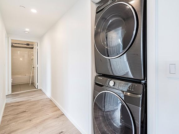 5th image of 20 2nd St APT 2011