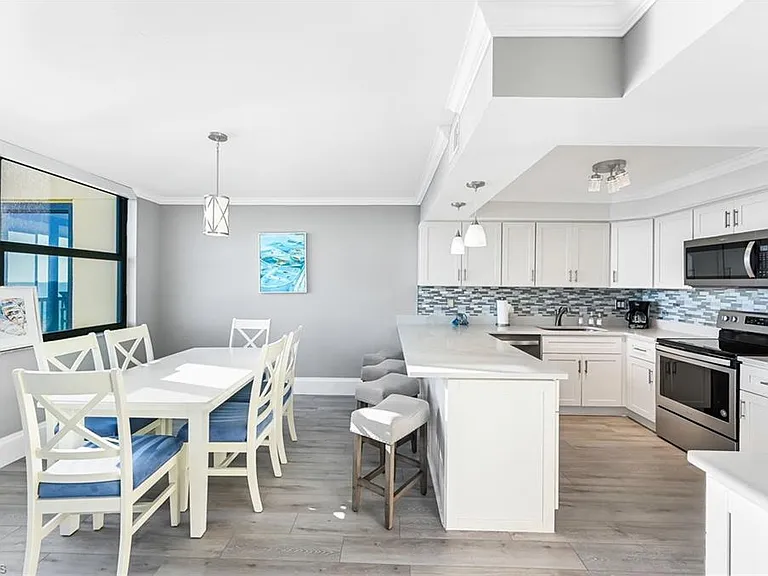 9375 Gulf Shore Dr #602 — Photo 14
