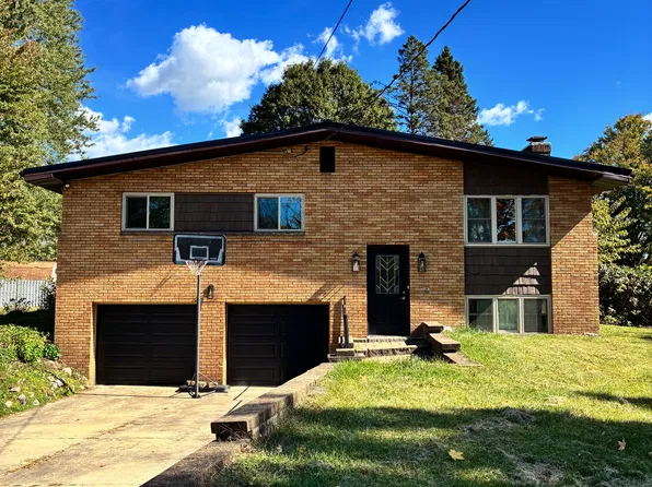 7744 West Blvd, Kent, OH 44240