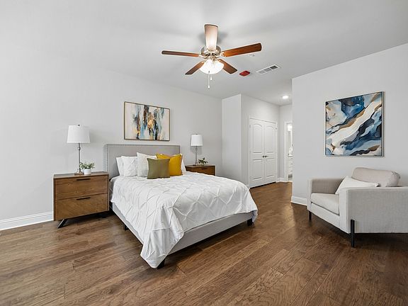 5th image of 1735 Wittington Pl #2205