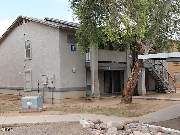 5th image of 465 W Ivyglen Street #9