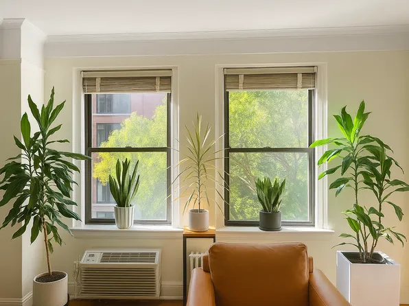 305 West 86th Street image 3 of 14