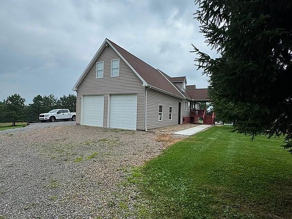 4th image of 2239 Herring Rd