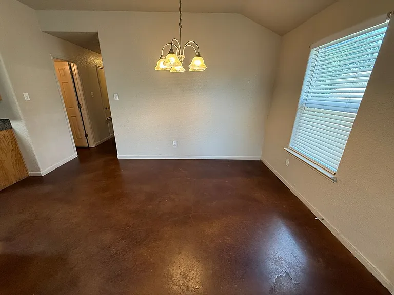 3601 John Chisholm Loop — Photo 5