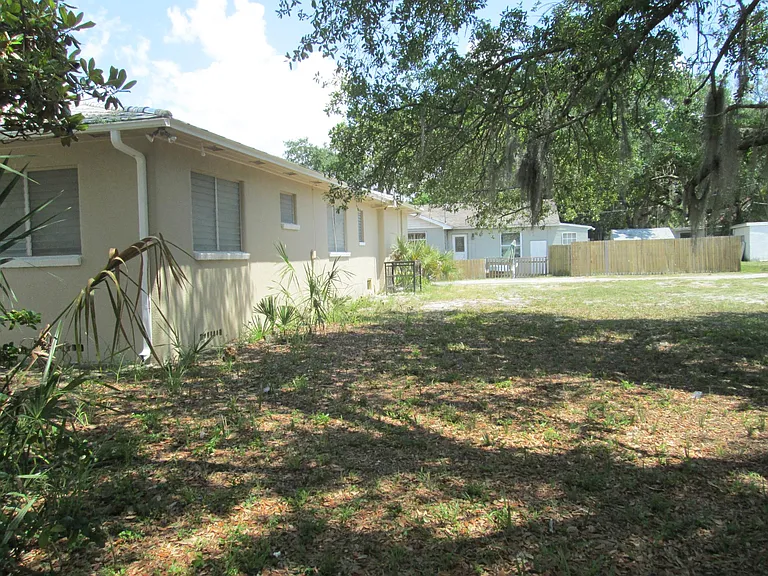 707 N Oregon Ave — Photo 15