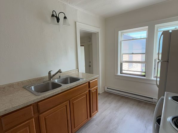 113 S 5th St #3