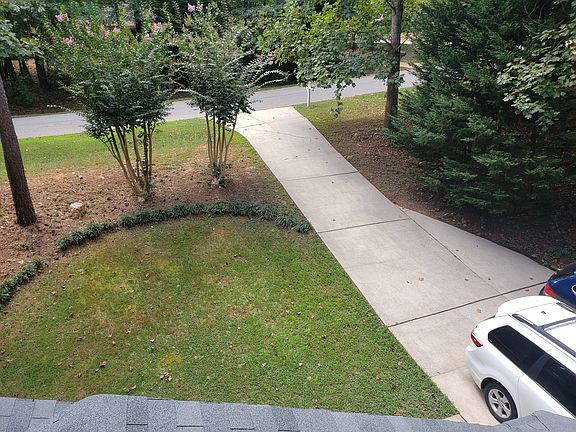 4th image of 113 Mills Valley Dr