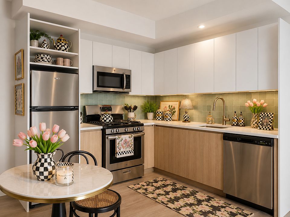 1st image of 58 Vanderbilt Ave #9Z