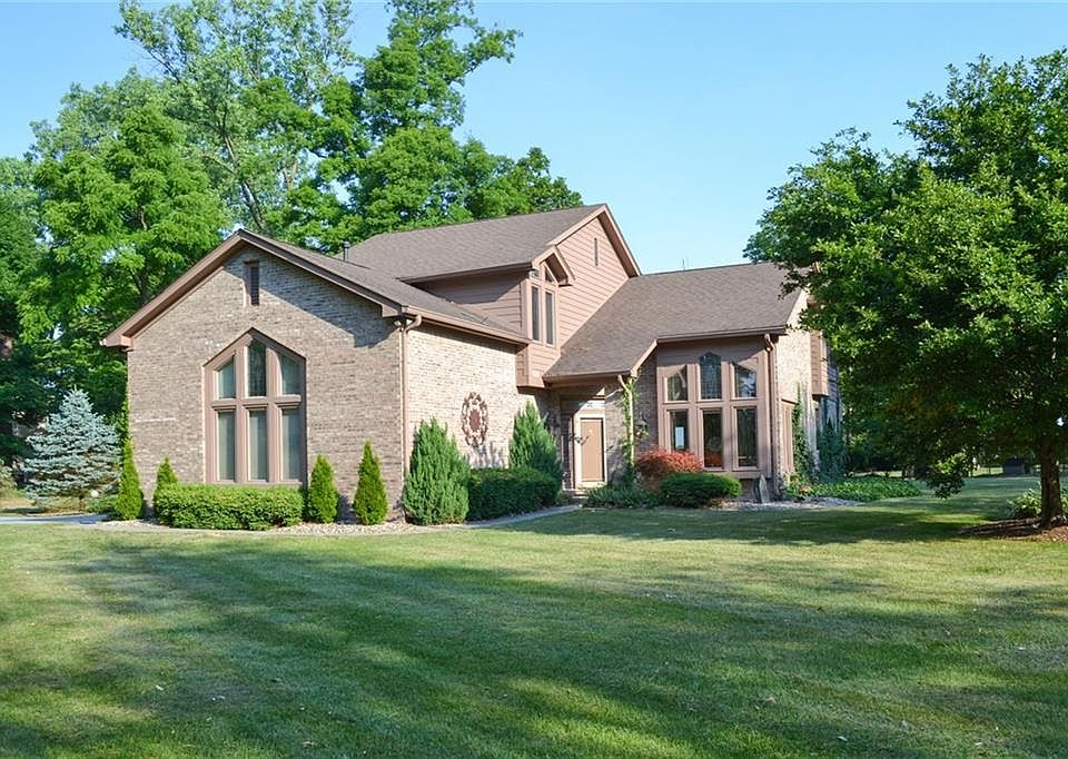 1st image of 5562 N Red Oak Dr