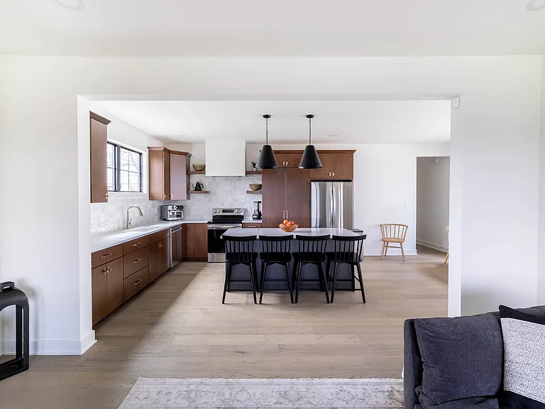 2020 Columbia Ave — Photo 15