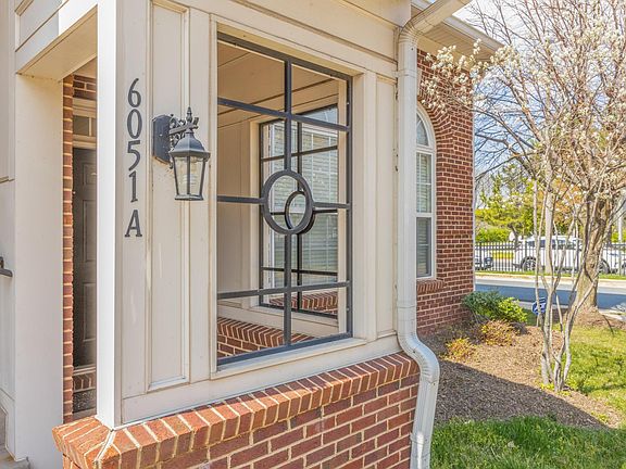 3rd image of 6051A Wicker Ln #123