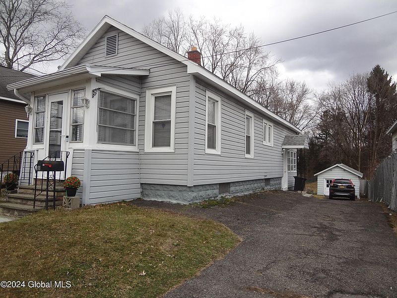 5th image of 81 Cuthbert Street