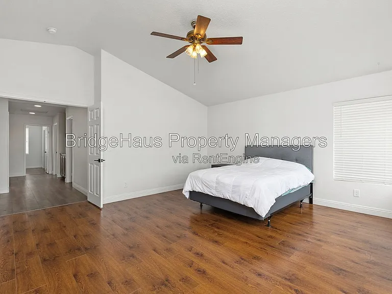 953 Gallery Dr — Photo 23