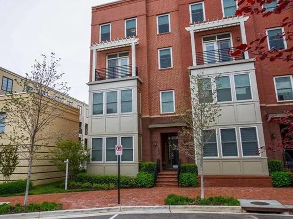 620 E Howell Ave Unit 102, Alexandria, VA 22301