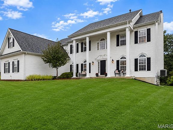 2nd image of 965 Stone Spring Dr